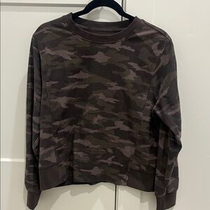Athleta Camo Pullover Sweatshirt | Women’s M